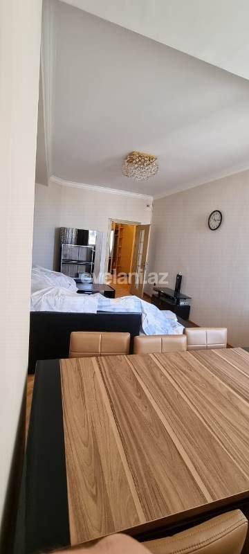 Satılır, yeni tikili, 2 otaqlı, 96 m², Memar Əcəmi m.