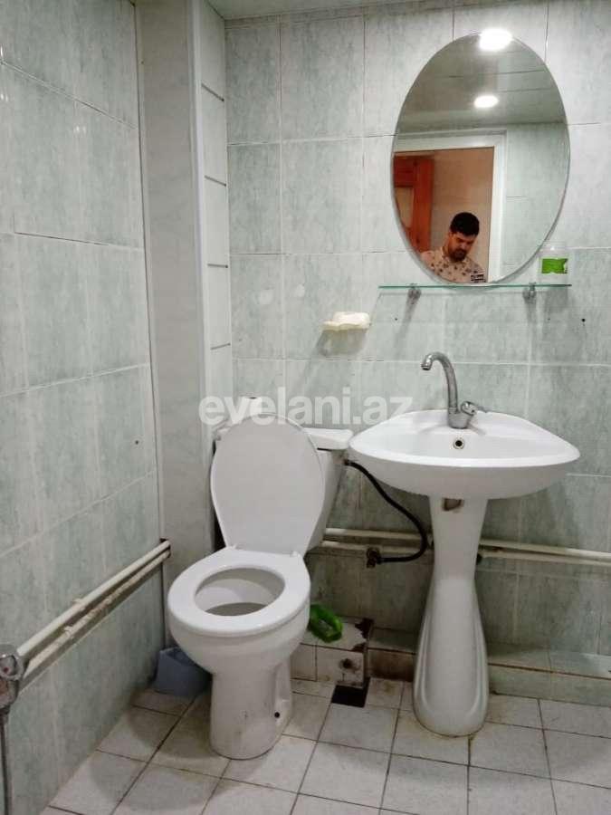 Kirayə verilir, köhnə tikili, 1 otaqlı, 35 m², Elmlər Akademiyası m.