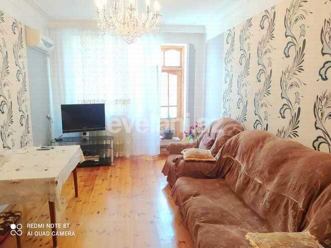 Продаётся, вторичка, 4-комнаты, 97 m², Хатаинский r.