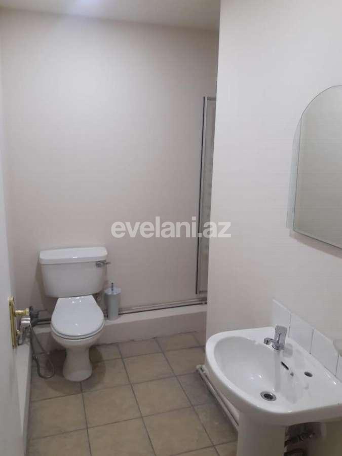 Satılır, köhnə tikili, 4 otaqlı, 179 m², Sahil m.