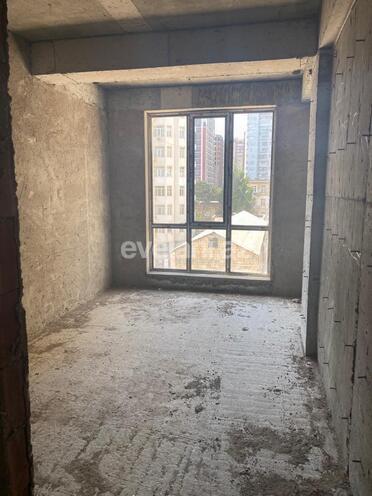 Satılır, yeni tikili, 3 otaqlı, 121 m², 28 may m.