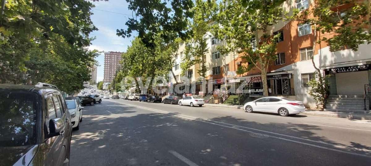 Satılır, obyekt, 130 m², 4-cü mikrorayon q.