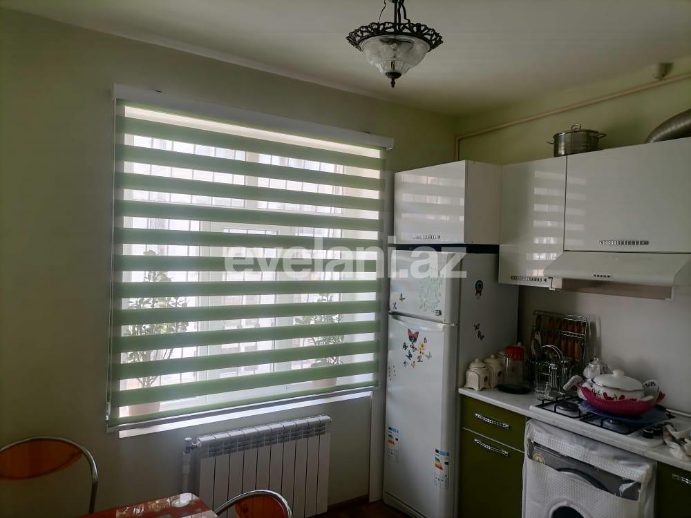 Kirayə verilir, köhnə tikili, 2 otaqlı, 60 m², İnşaatçılar m.