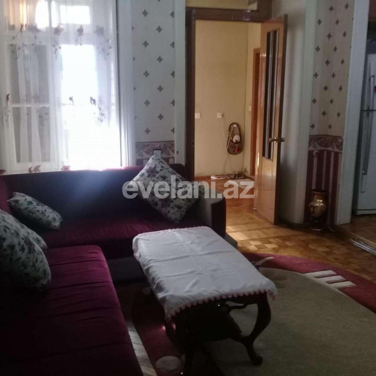 Kirayə verilir, köhnə tikili, 3 otaqlı, 100 m², İnşaatçılar m.