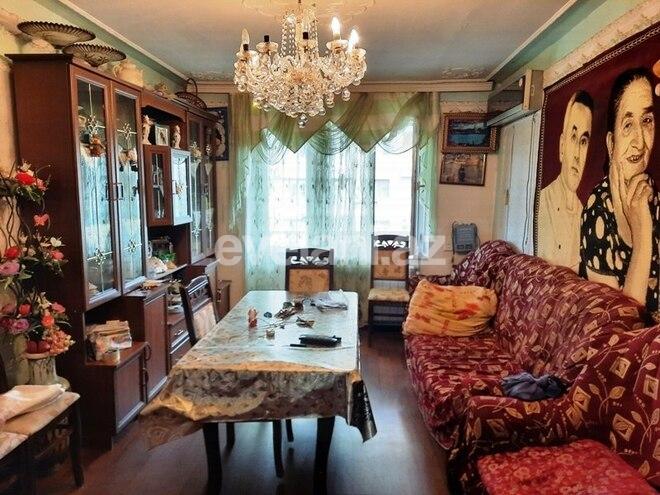 Satılır, köhnə tikili, 3 otaqlı, 90 m², 28 may m.