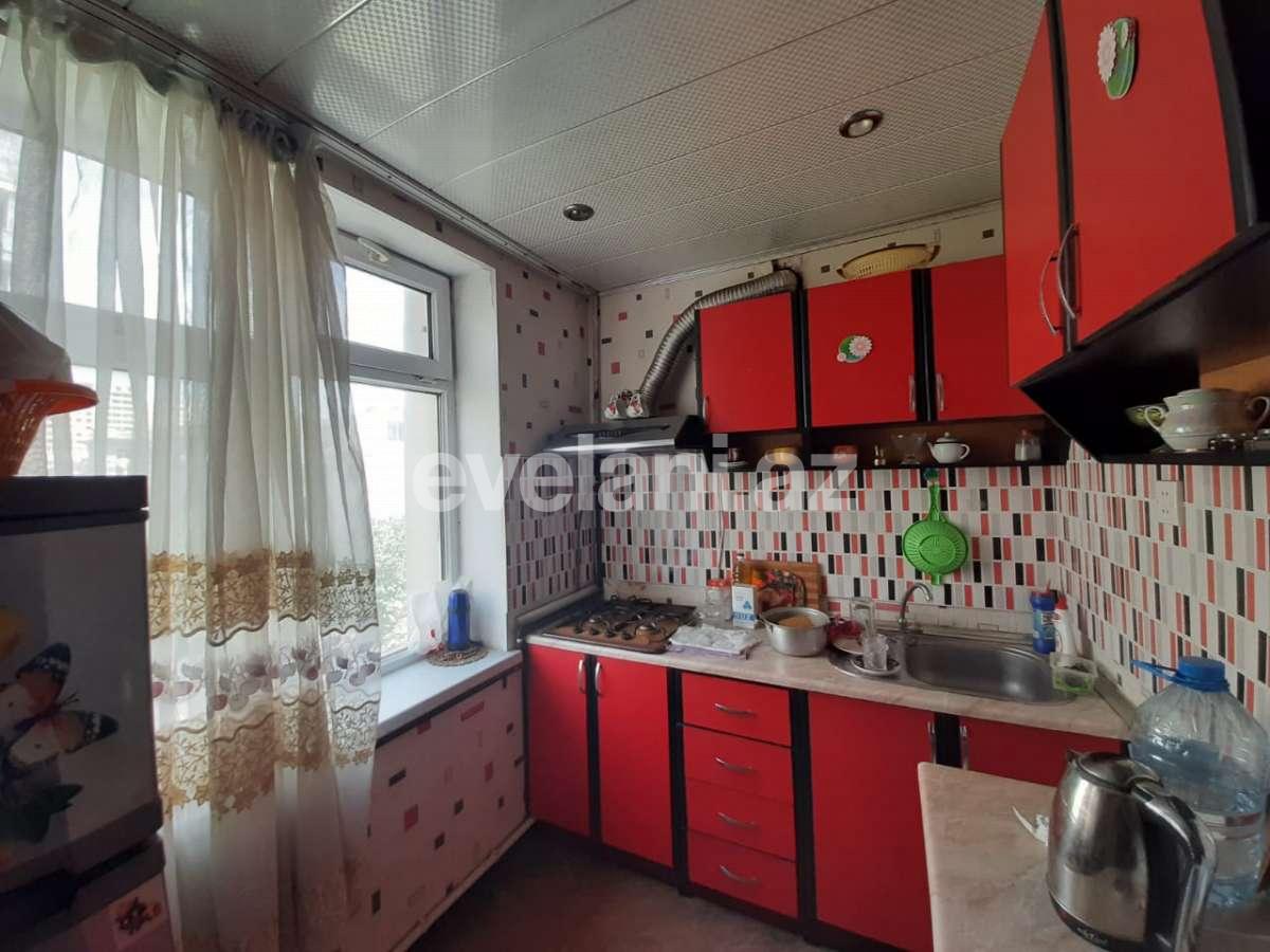 Satılır, köhnə tikili, 3 otaqlı, 90 m², 28 may m.