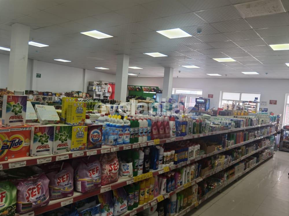 Kirayə verilir, obyekt, 410 m², Binə q.