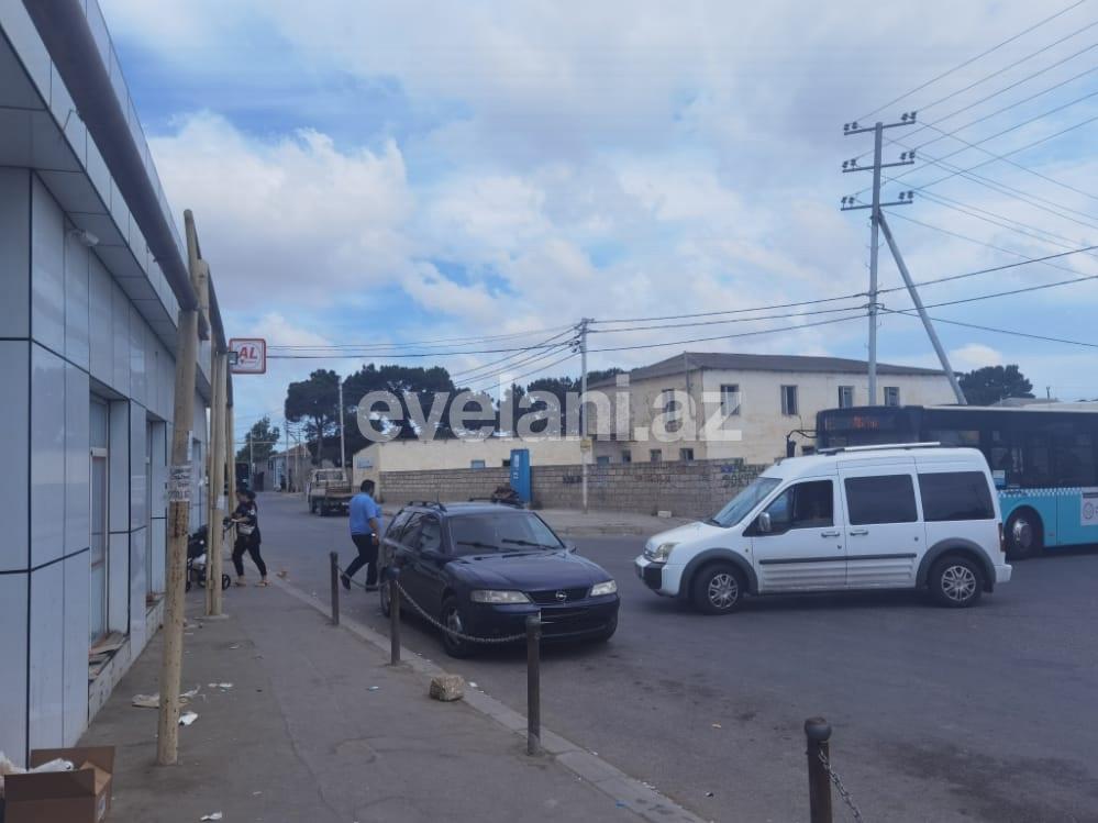 Kirayə verilir, obyekt, 410 m², Binə q.