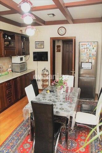 Satılır, yeni tikili, 4 otaqlı, 220 m², Xətai r.
