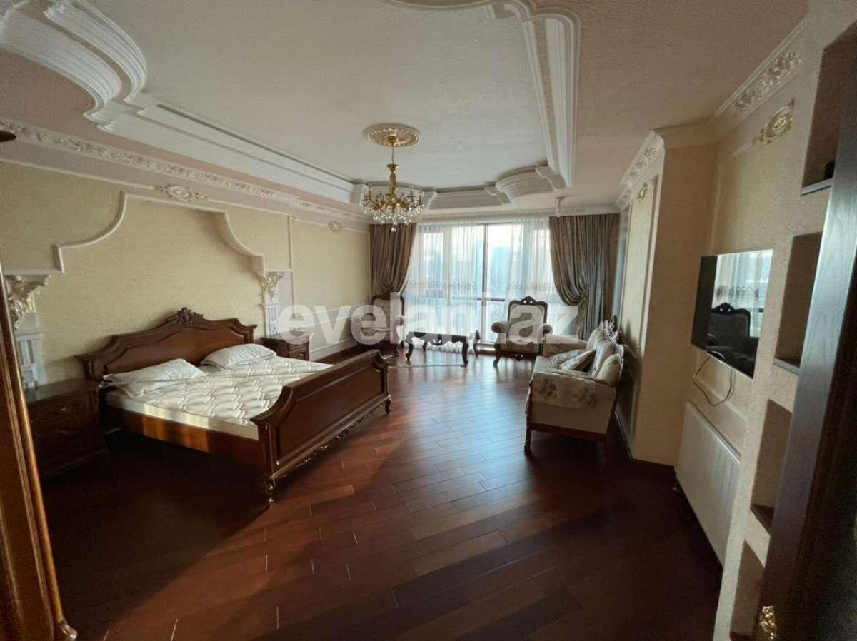Satılır, yeni tikili, 4 otaqlı, 250 m², Şah İsmayıl Xətai m.