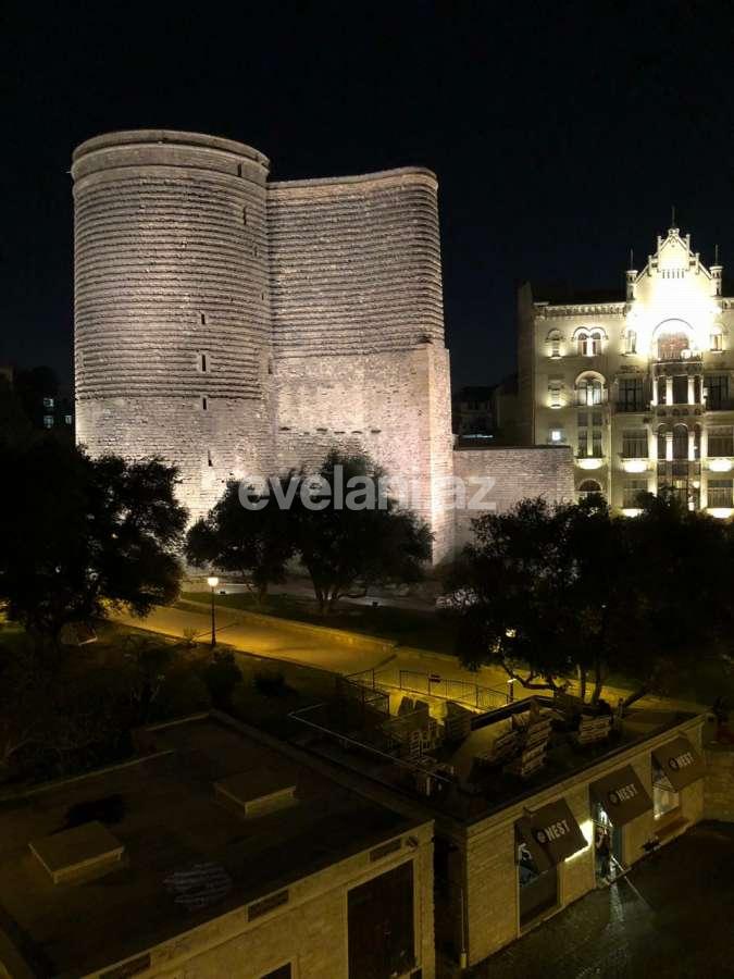 Kirayə verilir, köhnə tikili, 3 otaqlı, 90 m², Sahil m.