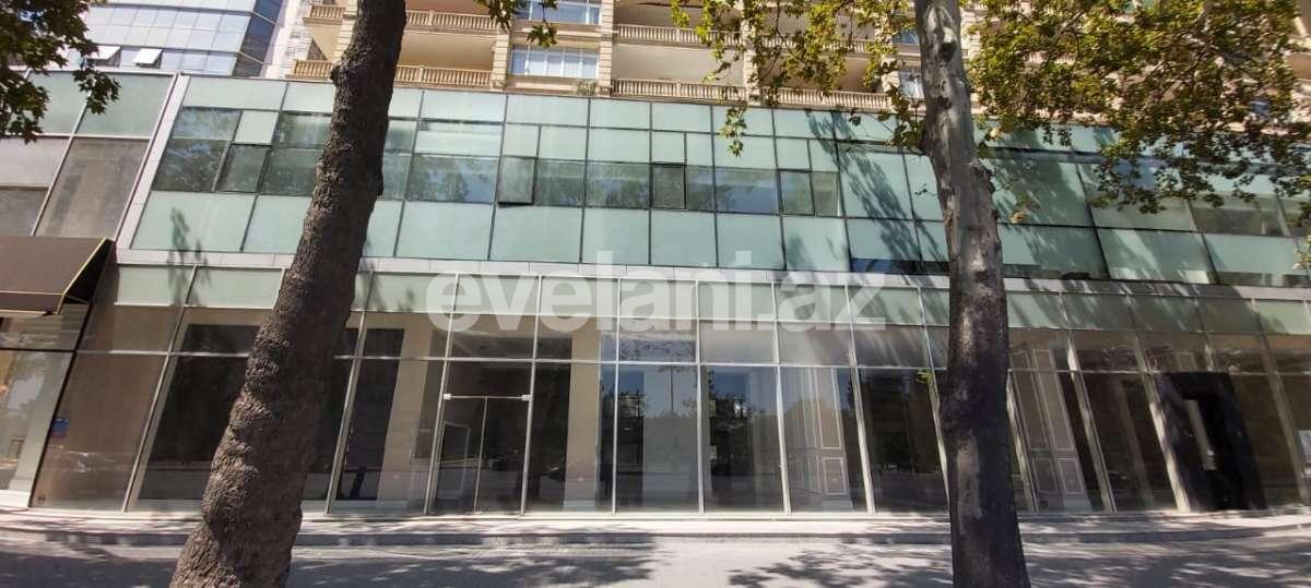 Kirayə verilir, obyekt, 750 m², Səbail r.