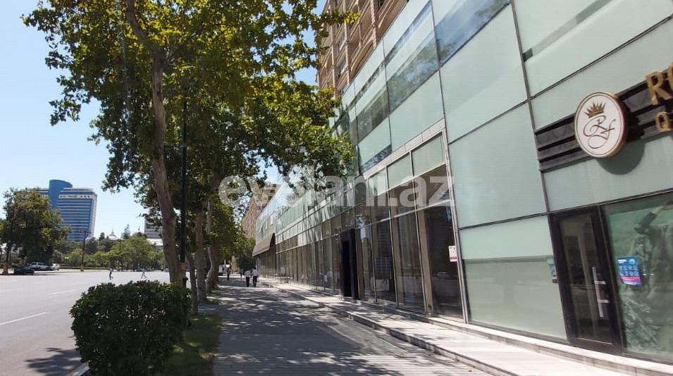 Kirayə verilir, obyekt, 750 m², Səbail r.