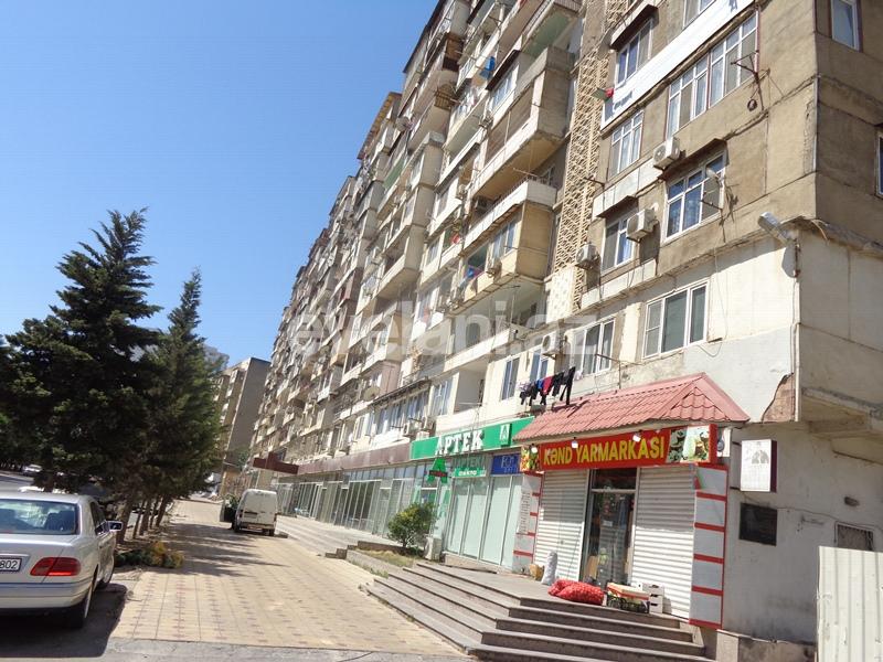 Sale, old building, 1 room, 42 m², Elmlar Akademiyası m.