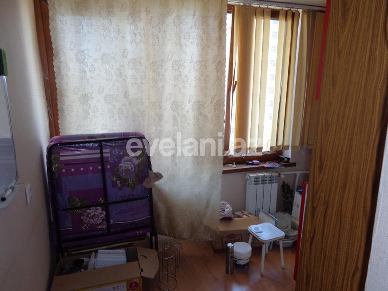 Sale, old building, 1 room, 42 m², Elmlar Akademiyası m.