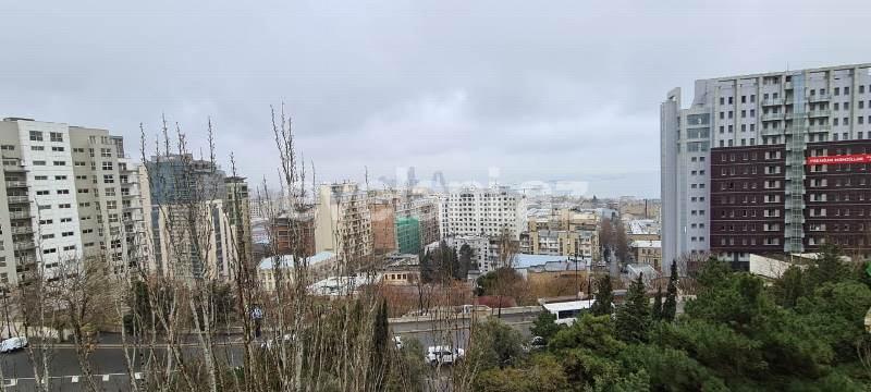 Продаётся, вторичка, 2-комнаты, 55 m², Элмляр Академиясы m.