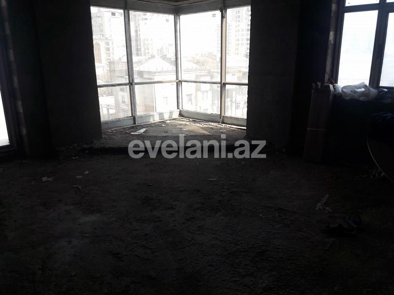 Продаётся, новостройка, 4-комнаты, 248 m², Элмляр Академиясы m.