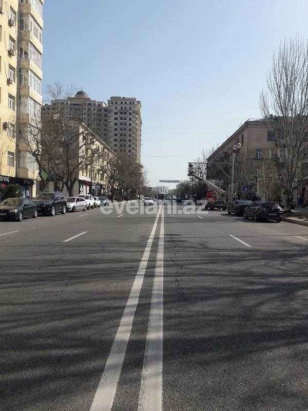 Продаётся, новостройка, 4-комнаты, 248 m², Элмляр Академиясы m.