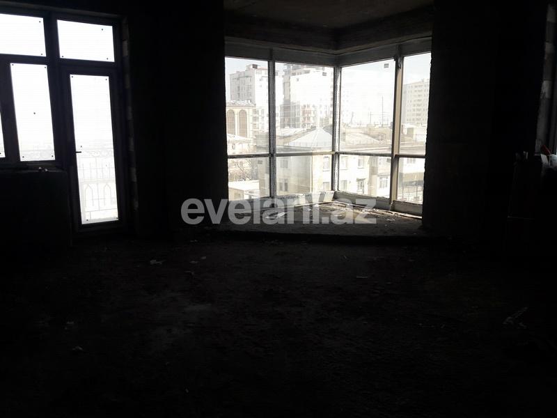 Продаётся, новостройка, 4-комнаты, 248 m², Элмляр Академиясы m.