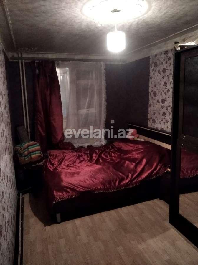 Sale, old building, 4 room, 100 m², Inshaatchilar m.