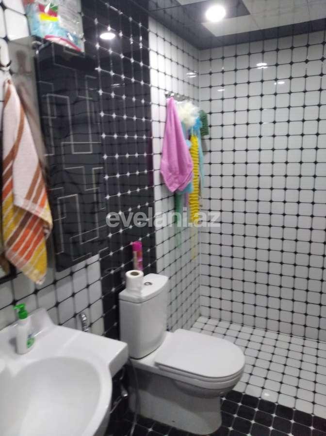 Sale, old building, 4 room, 100 m², Inshaatchilar m.