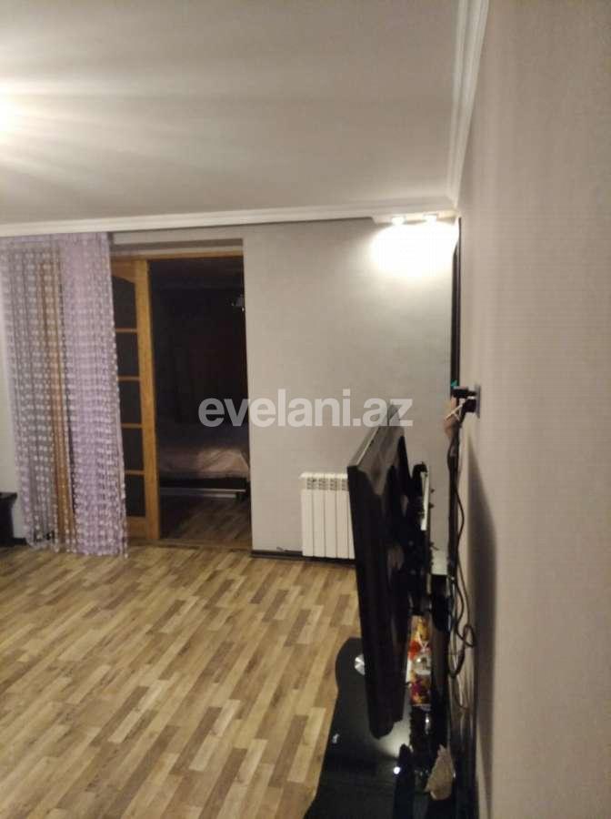 Sale, old building, 4 room, 100 m², Inshaatchilar m.