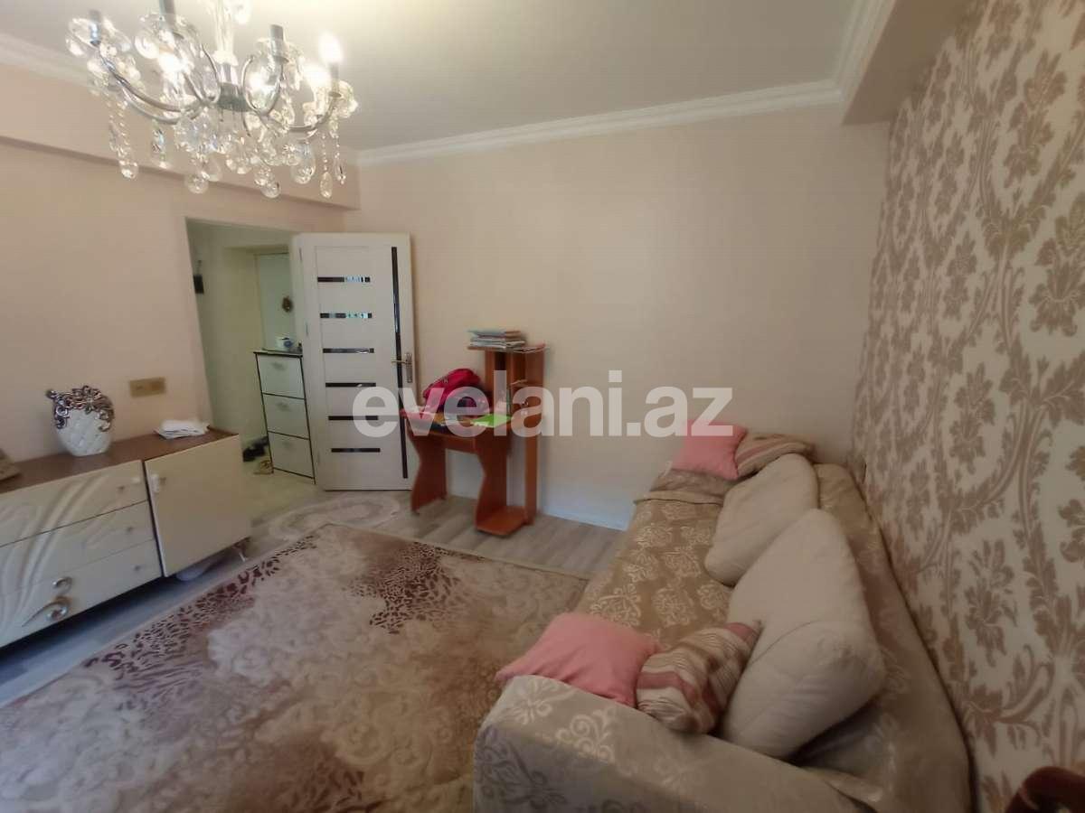 Продаётся, вторичка, 3-комнаты, 70 m², Элмляр Академиясы m.