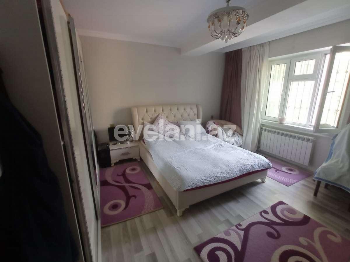 Продаётся, вторичка, 3-комнаты, 70 m², Элмляр Академиясы m.