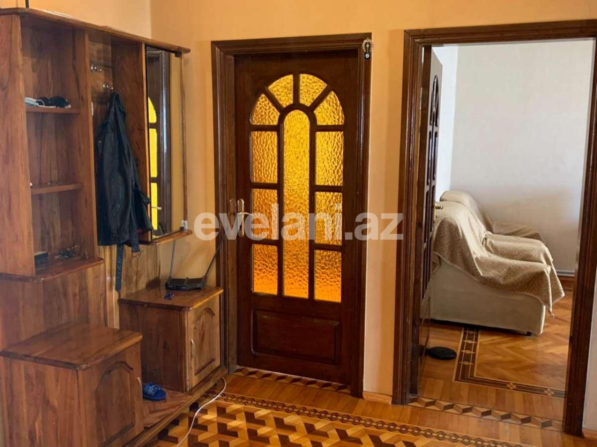 Satılır, köhnə tikili, 4 otaqlı, 110 m², İnşaatçılar m.