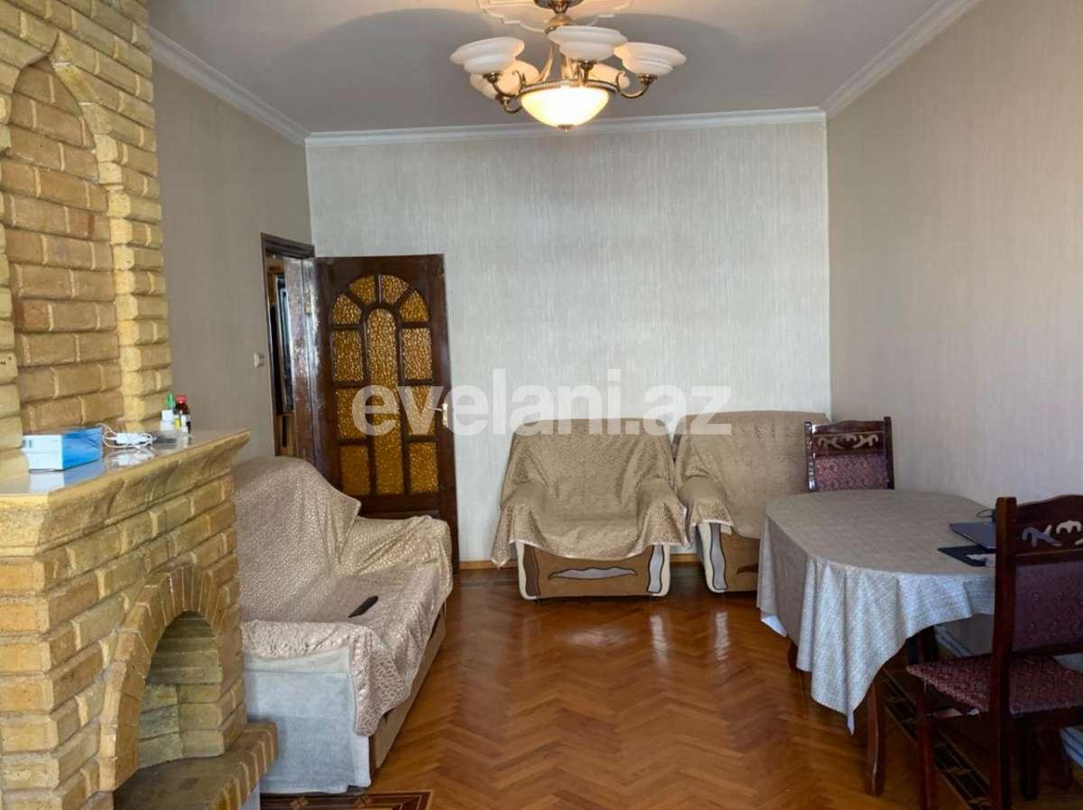 Satılır, köhnə tikili, 4 otaqlı, 110 m², İnşaatçılar m.
