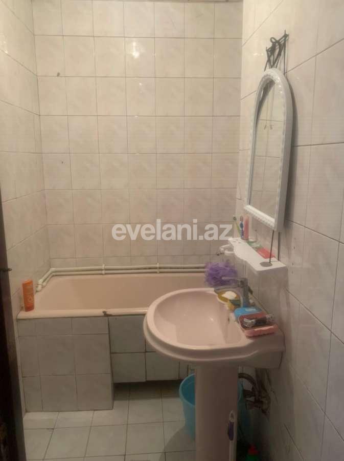 Satılır, köhnə tikili, 4 otaqlı, 110 m², İnşaatçılar m.