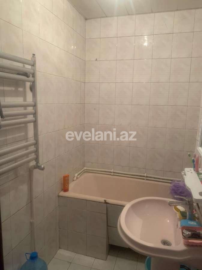 Satılır, köhnə tikili, 4 otaqlı, 110 m², İnşaatçılar m.