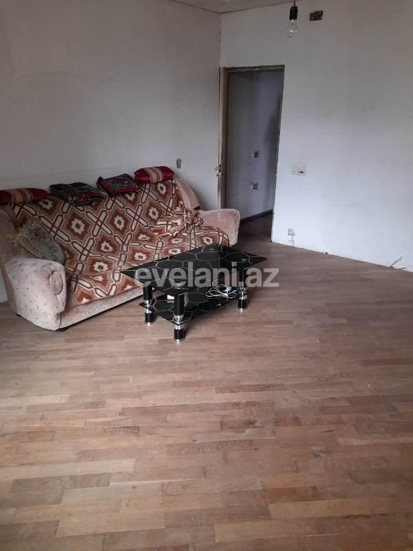 Satılır, köhnə tikili, 2 otaqlı, 55 m², Elmlər Akademiyası m.