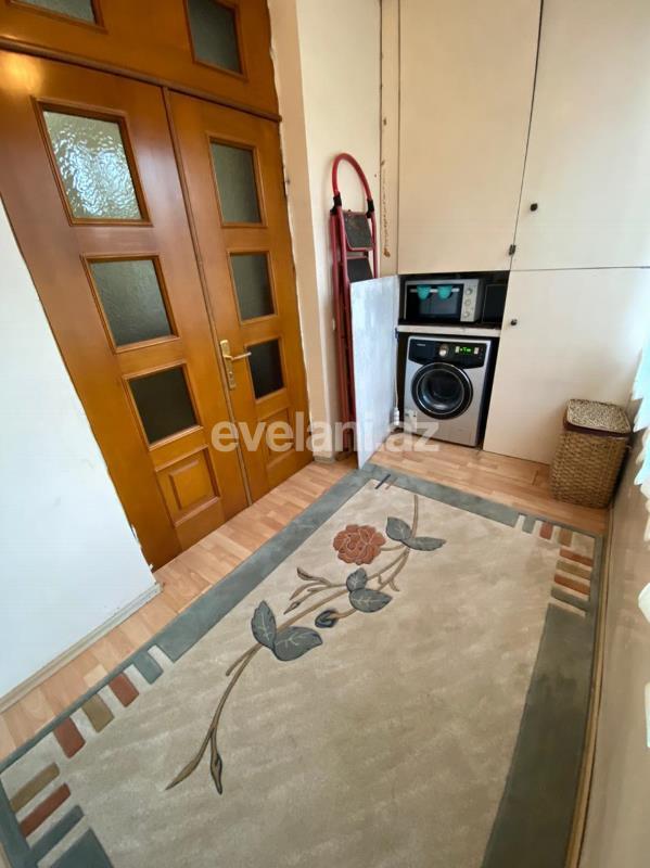 Satılır, köhnə tikili, 2 otaqlı, 55 m², Elmlər Akademiyası m.
