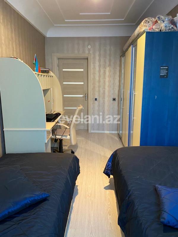 Продаётся, вторичка, 3-комнаты, 65 m², Элмляр Академиясы m.