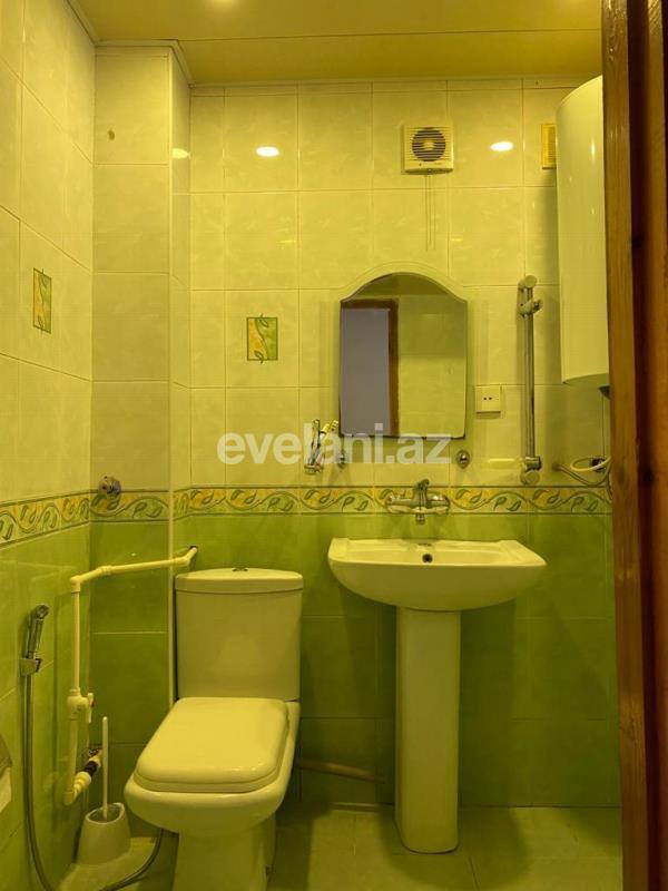 Продаётся, вторичка, 3-комнаты, 65 m², Элмляр Академиясы m.