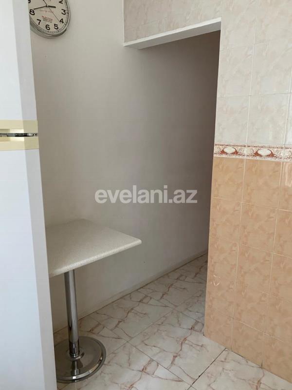 Продаётся, вторичка, 3-комнаты, 65 m², Элмляр Академиясы m.