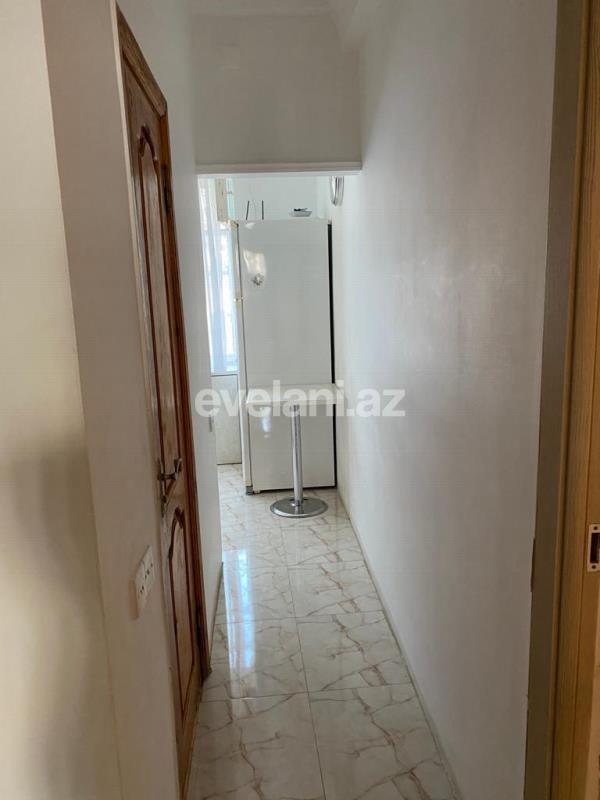 Продаётся, вторичка, 3-комнаты, 65 m², Элмляр Академиясы m.