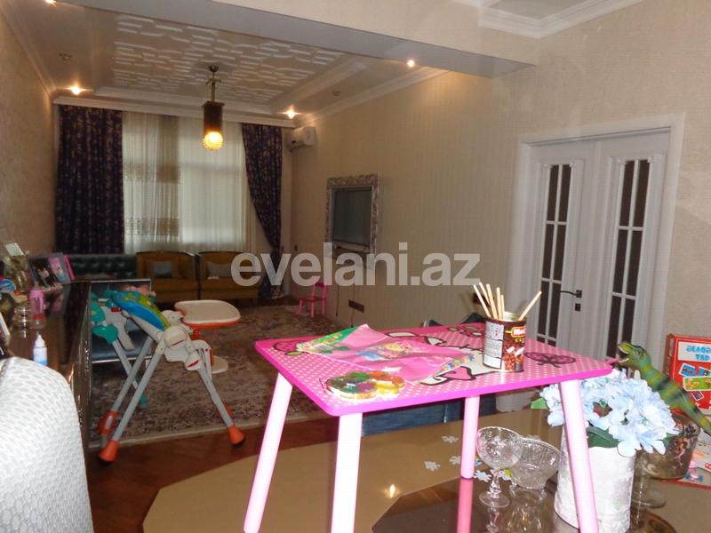 Satılır, yeni tikili, 3 otaqlı, 118 m², Elmlər Akademiyası m.