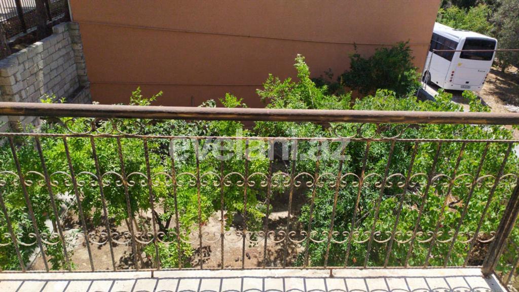 Kirayə verilir, villa, 5 otaqlı, 250 m², Əhmədli q.