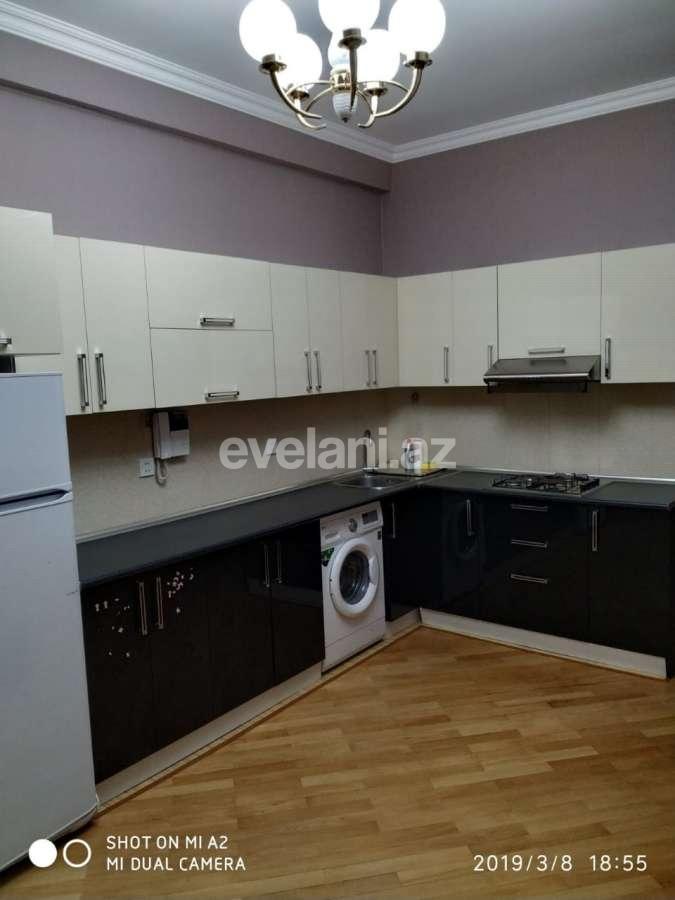 Kirayə verilir, yeni tikili, 2 otaqlı, 80 m², İnşaatçılar m.