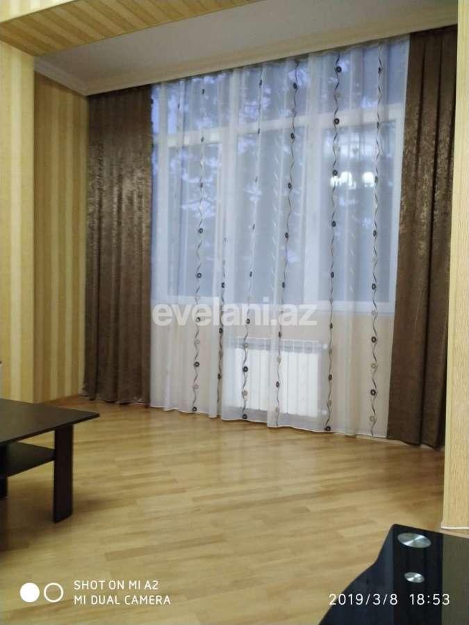 Kirayə verilir, yeni tikili, 2 otaqlı, 80 m², İnşaatçılar m.
