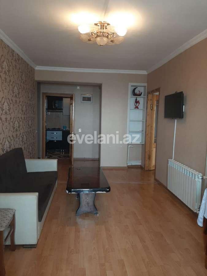 Kirayə verilir, yeni tikili, 3 otaqlı, 70 m², İnşaatçılar m.