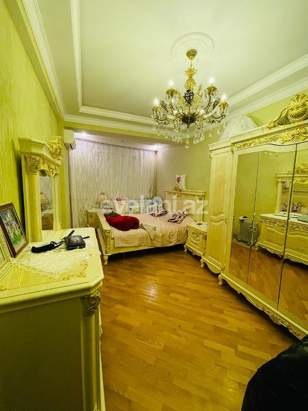 Satılır, yeni tikili, 4 otaqlı, 160 m², Elmlər Akademiyası m.