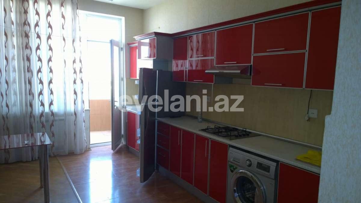 Kirayə verilir, yeni tikili, 2 otaqlı, 80 m², İnşaatçılar m.
