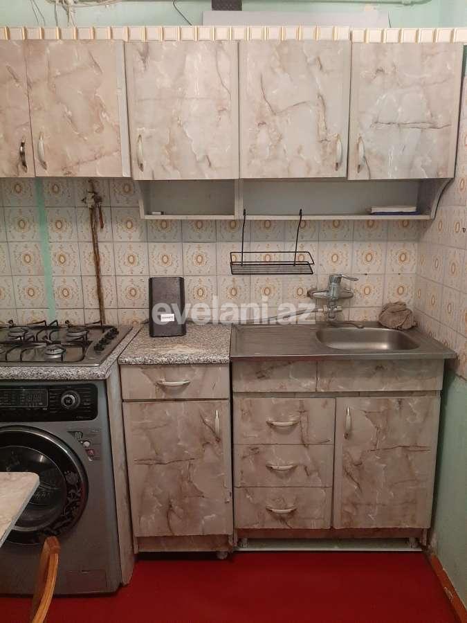 Kirayə verilir, köhnə tikili, 1 otaqlı, 40 m², İnşaatçılar m.