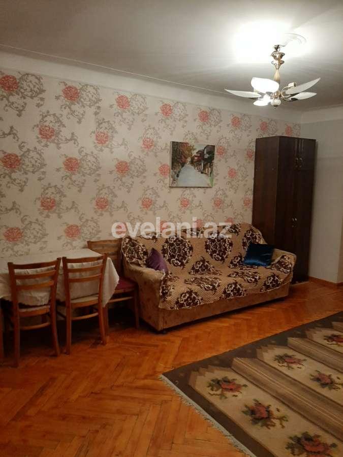 Kirayə verilir, köhnə tikili, 1 otaqlı, 40 m², İnşaatçılar m.