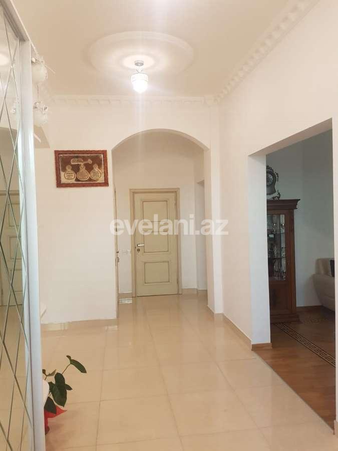 Satılır, villa, 5 otaqlı, 605 m², Qara Qarayev m.