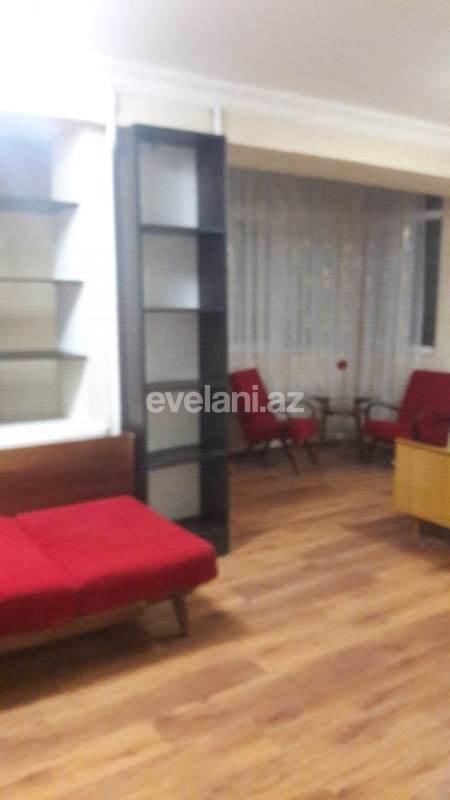 Sale, old building, 1 room, 42 m², Elmlar Akademiyası m.