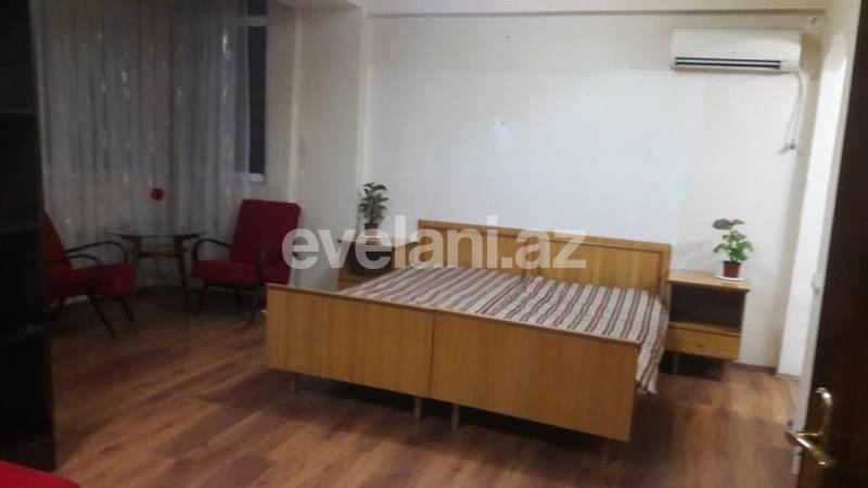 Sale, old building, 1 room, 42 m², Elmlar Akademiyası m.
